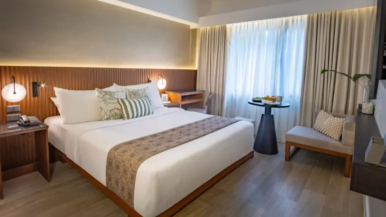 Deluxe King room at Amari by Vivere in El Nido